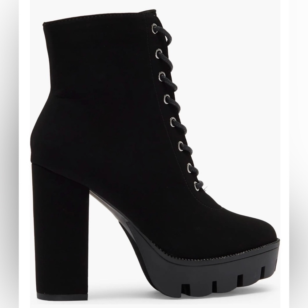 Black block boots